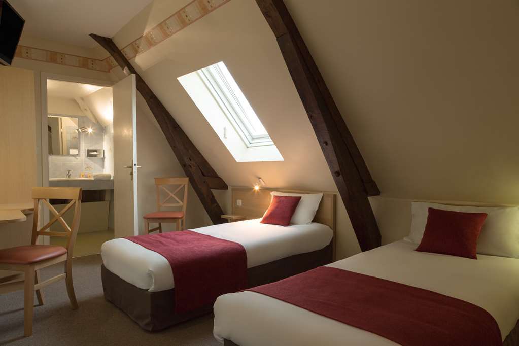 Hotel Henri IV Coutras Room photo